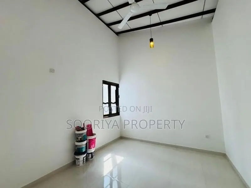 Luxury Single Story House for Sale in Piliyandala