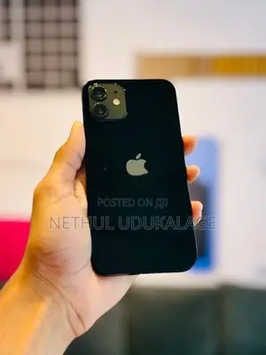 Apple iPhone 12 64GB (Used)
