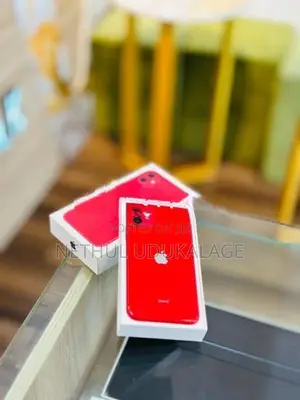 Apple iPhone 11 128GB (Product Red) (Used)