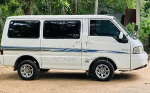 Mazda Bongo Lion Face 2001