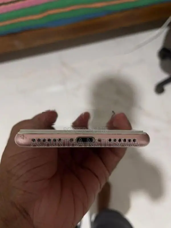 Apple iPhone 7 (Used)