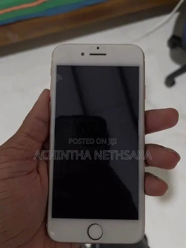 Apple iPhone 7 (Used)