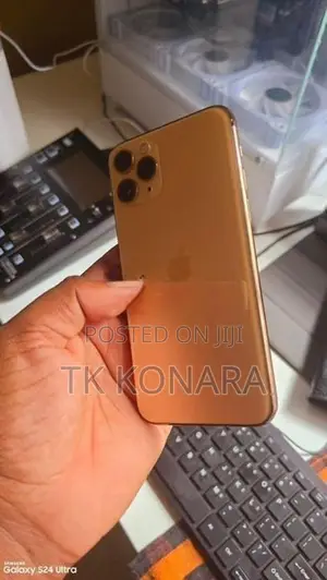 Apple iPhone 11 Pro (Used)