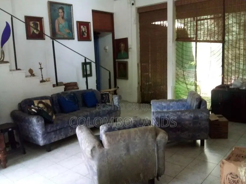 Land for sale in Kirulapona, Colombo 05.
