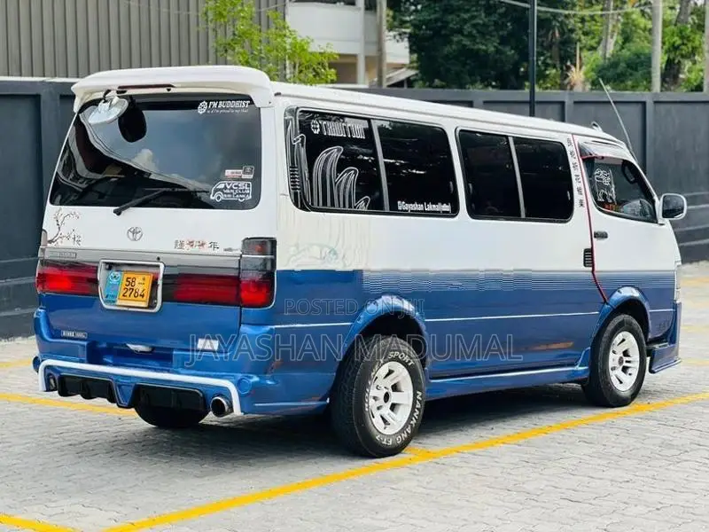Toyota Dolphin LH113 Long 1992