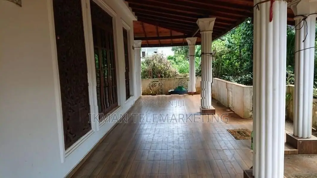 Luxury 4 Bedroom House for Sale in Matale