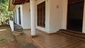 Luxury 4 Bedroom House for Sale in Matale