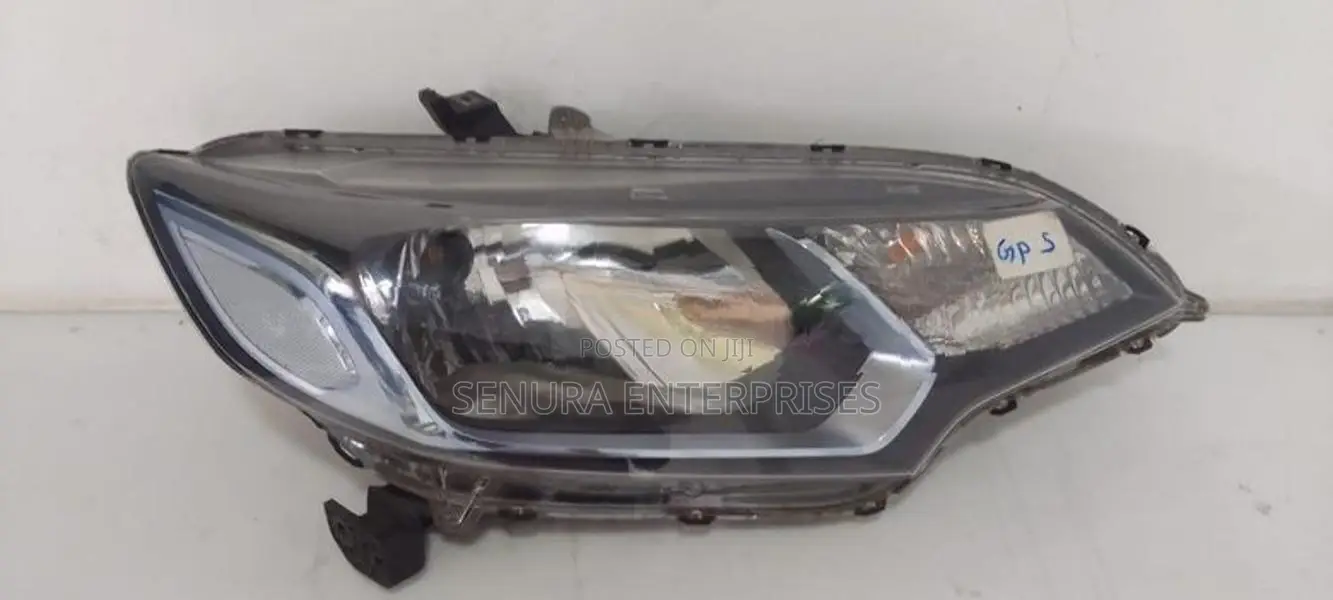 HONDA FIT GP5 HEAD LIGHT RH