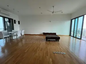 447 Luna Tower - 03 Bedroom Apartment for Sale in Colombo 02 (A493)