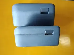 TOYOTA AQUA NHP10 CUBBY HOLE