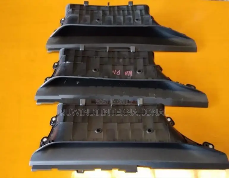 TOYOTA AQUA NHP10 AIR COWL