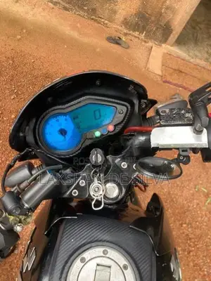Bajaj Pulsar 150 2017