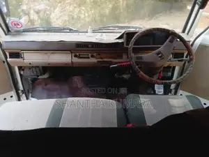 Mitsubishi L300 1983