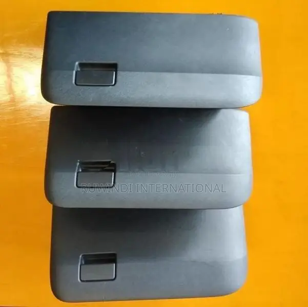 TOYOTA AQUA NHP10 CUBBY HOLE