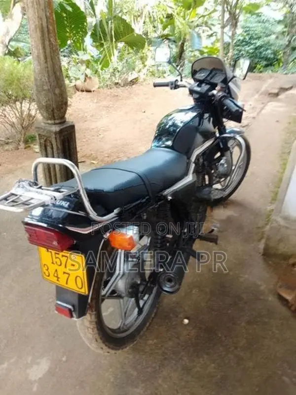 Suzuki GS 125 2000