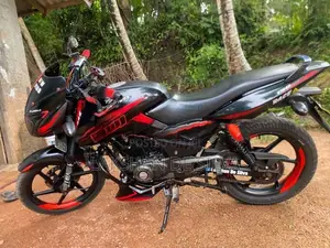 Bajaj Pulsar 150 2017