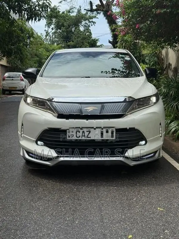 Toyota Harrier Advance Premium 2017