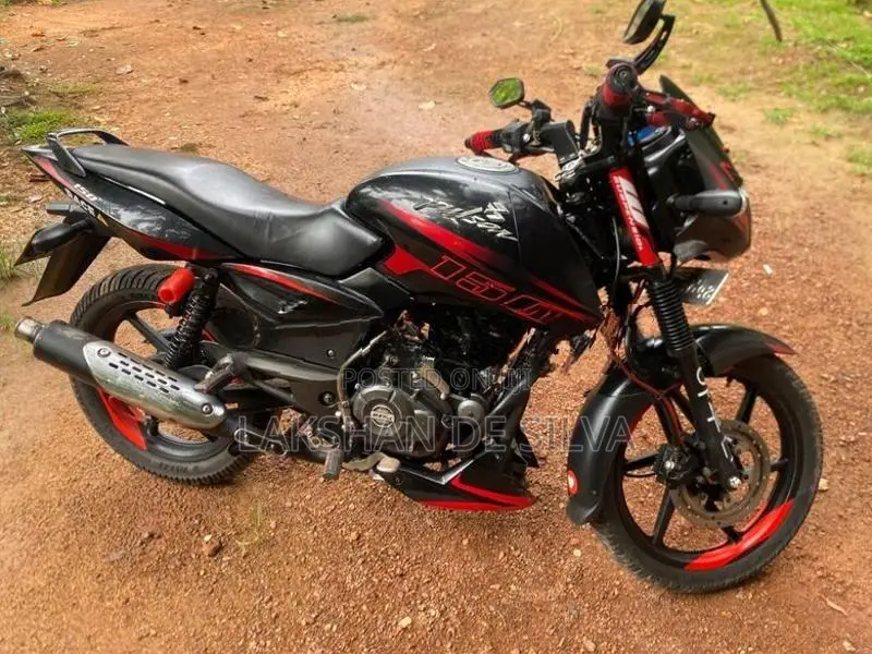 Bajaj Pulsar 150 2017