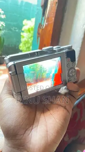 Nikon Coolpix S9900