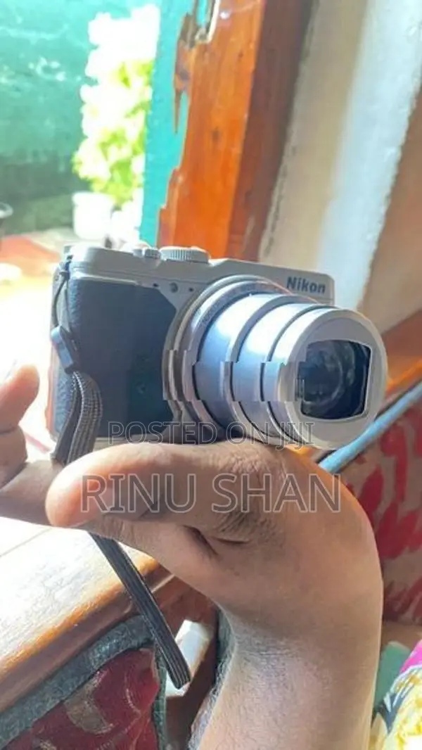 Nikon Coolpix S9900