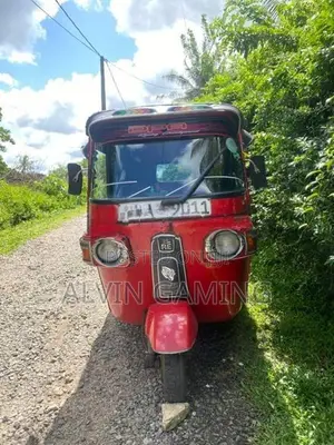 Bajaj RE 4 Stroke 2011