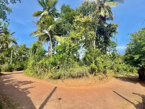 Kalagedihena Land for Sale