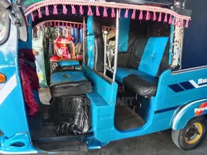 Bajaj RE 2001