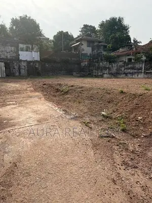 Land for Sale in Colombo 5 ( P-21)