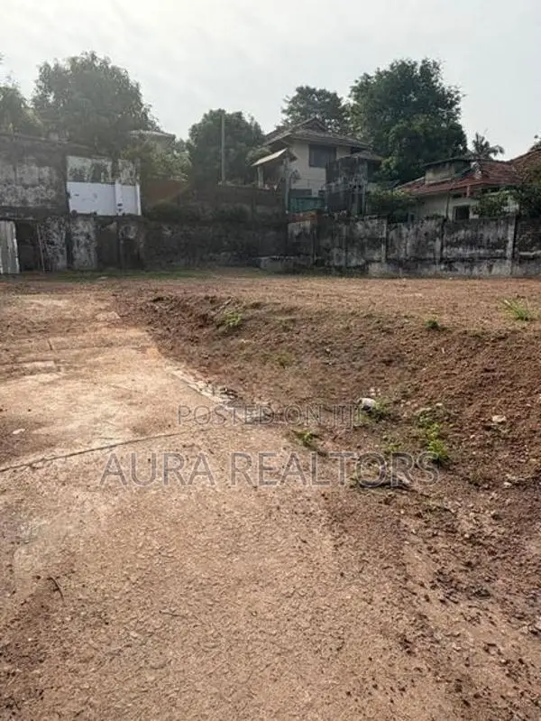 Land for Sale in Colombo 5 ( P-21)
