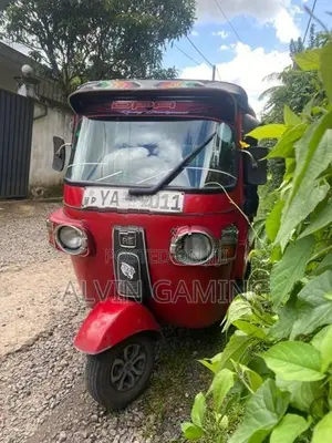 Bajaj RE 4 Stroke 2011