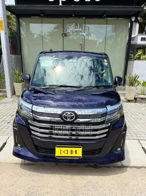 Toyota Roomy Custom G 2025