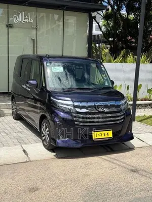 Toyota Roomy Custom G 2025