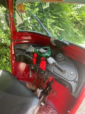 Bajaj RE 4 Stroke 2011