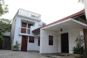 6 Bedroom Fully Furnished House for Sale - Mount Lavinia (EM695)