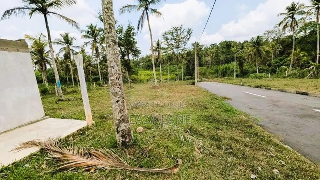 කළගෙඩිහේනෙන් අගනා නේවාසික ඉඩමක්