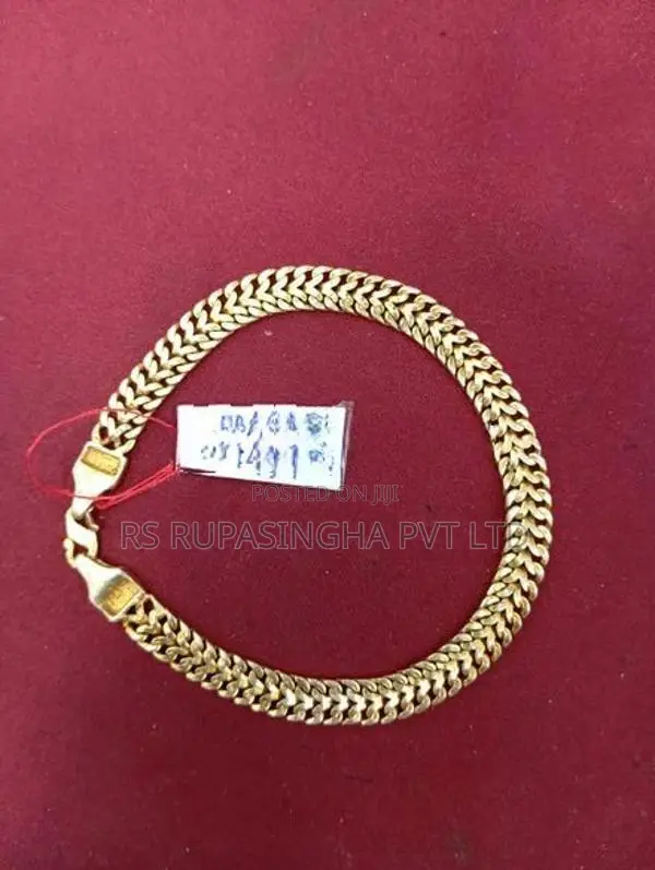 Bracelet
