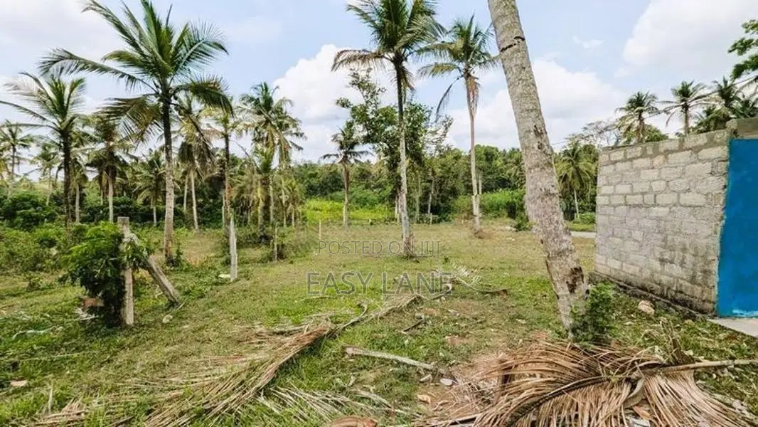 කළගෙඩිහේනෙන් අගනා නේවාසික ඉඩමක්