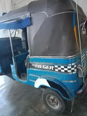 Bajaj RE 2009