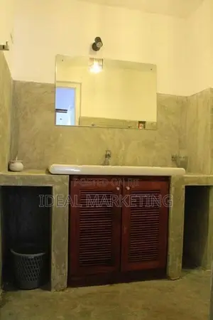 6 Bedroom Fully Furnished House for Sale - Mount Lavinia (EM695)