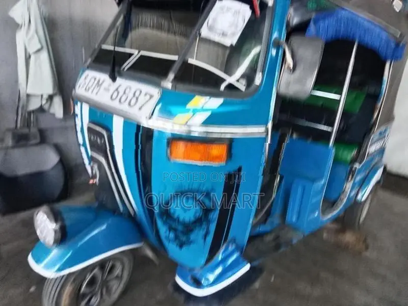 Bajaj RE 2009