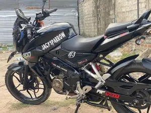 Bajaj Pulsar NS160 2015