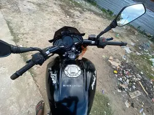 Bajaj Pulsar NS160 2015