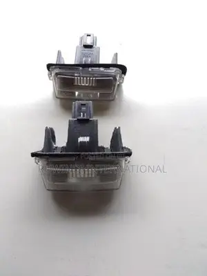 Toyota Aqua Nhp10 Number Plate Light