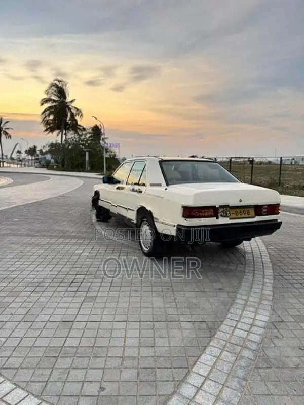 Mercedes Benz W201 190E 1992