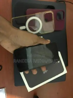 Apple iPhone 13 (Used)