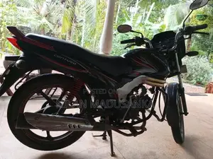 Mahindra Centuro 2016