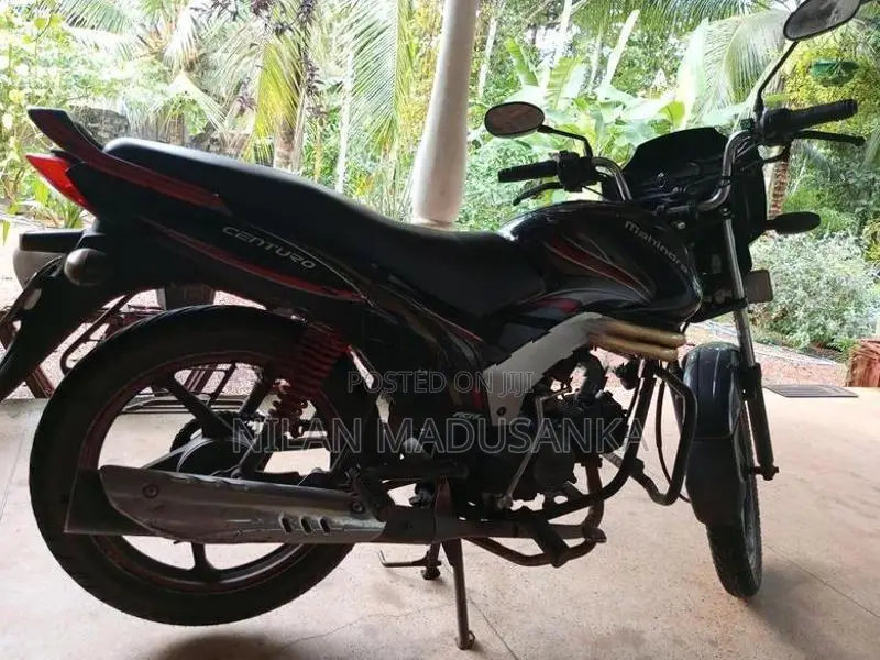 Mahindra Centuro 2016