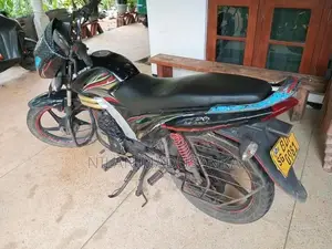 Mahindra Centuro 2016