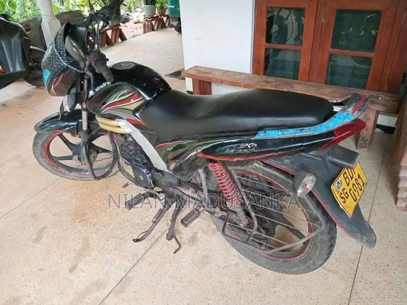 Mahindra Centuro 2016