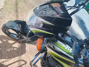 TVS Metro 2016